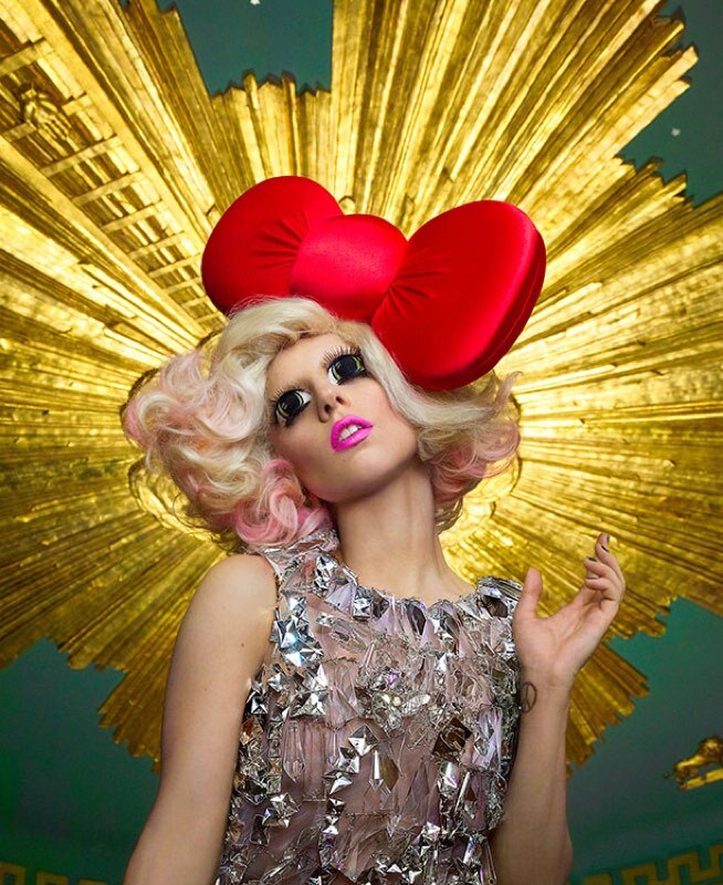 Hello Kitty / Lady Gaga