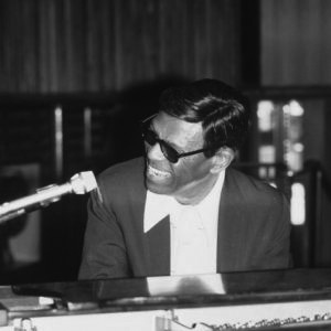 EARL HINES
