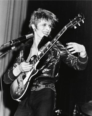 Bowie On Stage